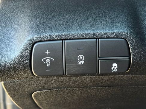 New 2026 Hyundai Elantra SE image 17