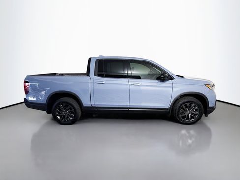 Used 2022 Honda Ridgeline Sport image 11
