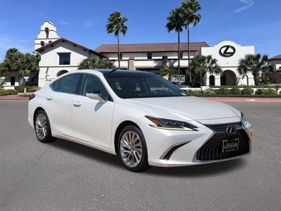 Certified 2020 Lexus ES 350 Ultra Luxury w/ Accessory Package 2