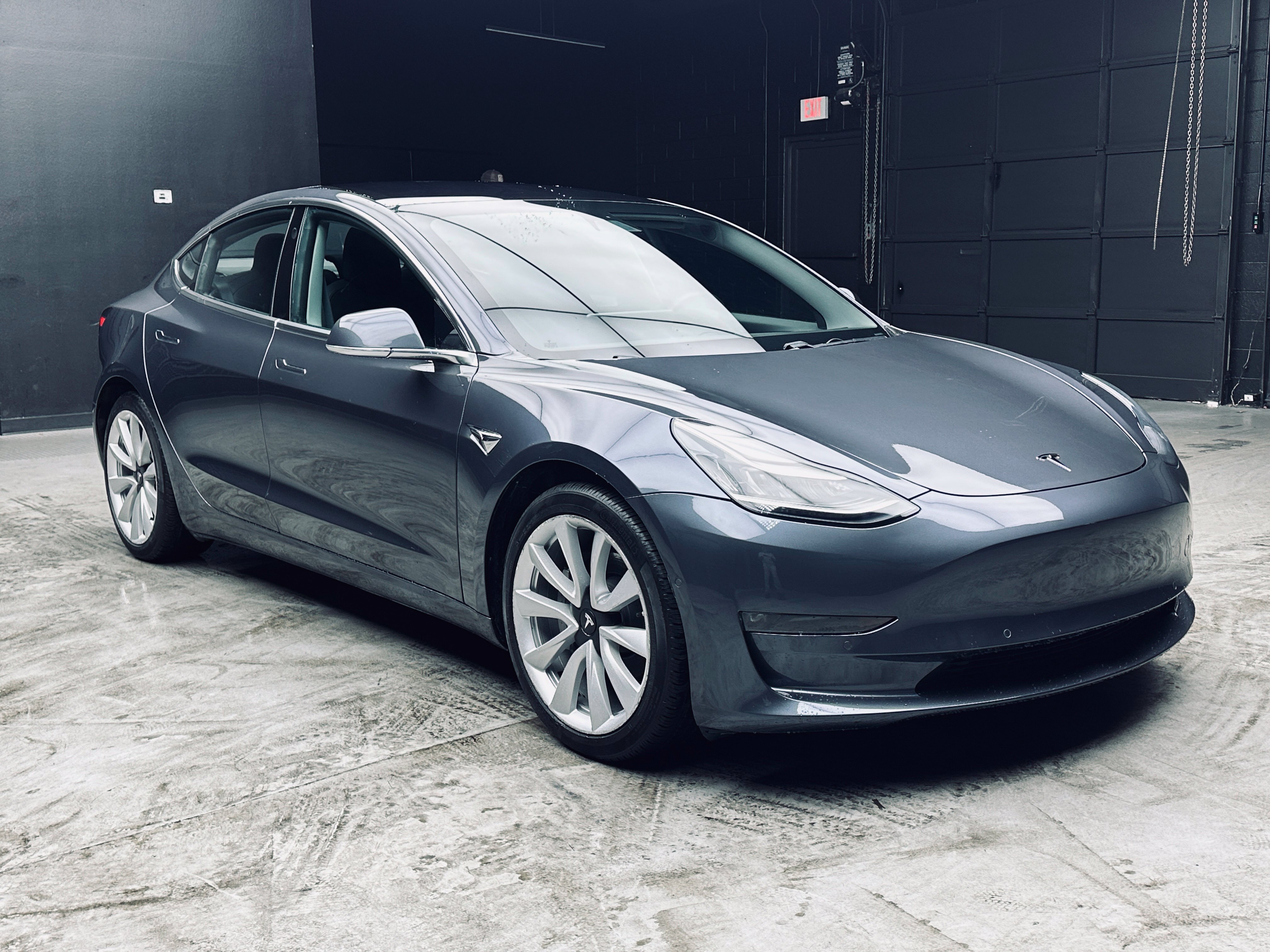Used 2018 Tesla Model 3 Long Range AWD/4WD image 9