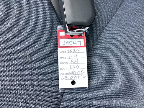 Used 2025 Kia K4 FWD image 20