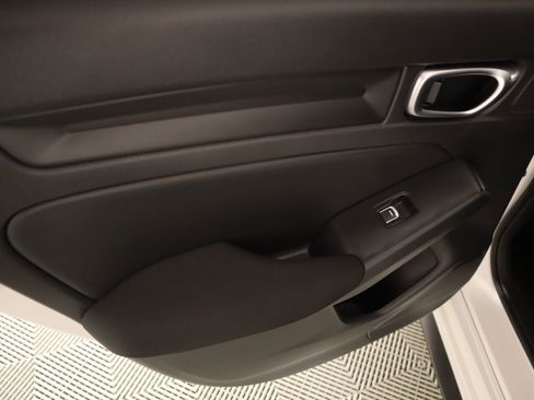 Used 2025 Honda Civic Sport image 15