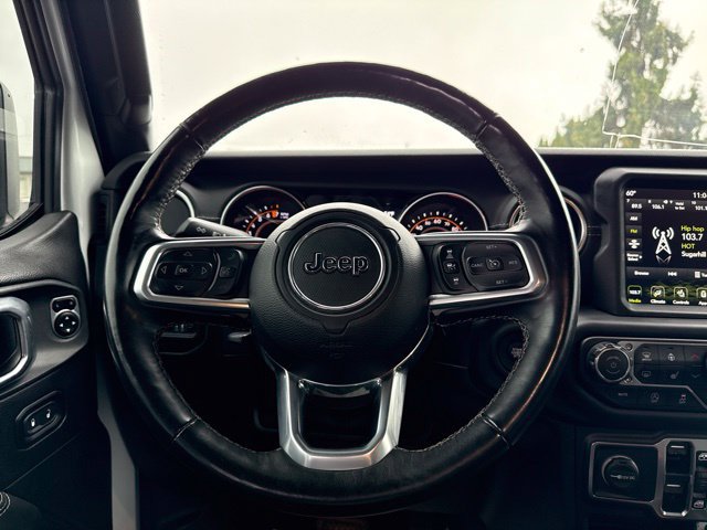 Used 2020 Jeep Gladiator Overland AWD/4WD image 19