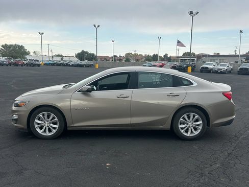 Used 2025 Chevrolet Malibu LT FWD image 6