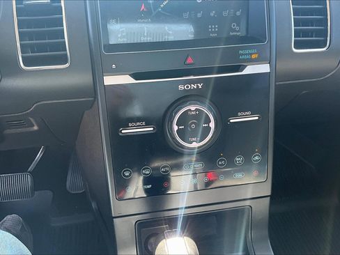 Used 2017 Ford Flex Limited w/ Equipment Group 303A image 40