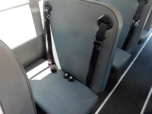 Used 2008 Chevrolet Express 3500 w/ School Bus Package RWD image 6