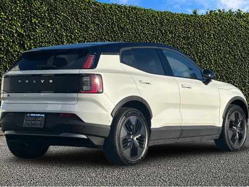 New 2026 Volvo EX30 Cross Country Ultra w/ Protection Package Premier AWD/4WD image 6