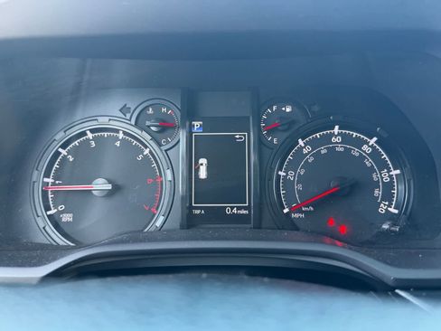 Used 2021 Toyota 4Runner SR5 RWD image 21