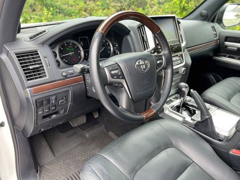 Certified 2020 Toyota Land Cruiser Heritage Edition AWD/4WD image 15