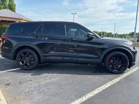 Used 2021 Ford Explorer ST w/ Equipment Group 401A AWD/4WD image 4