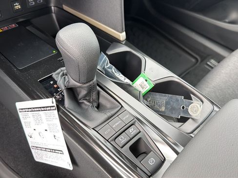 New 2026 Toyota Camry LE FWD image 28