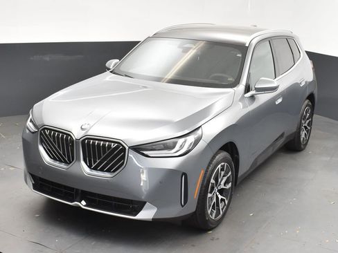 Certified 2025 BMW X3 xDrive30i w/ Premium Package image 30