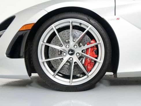 Used 2020 McLaren 720S Performance RWD image 10