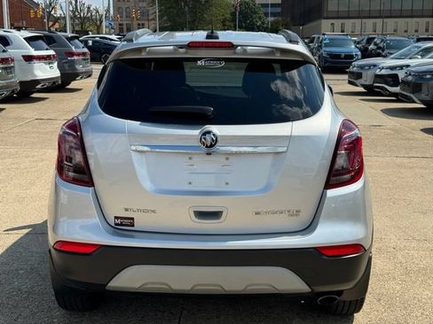 Used 2018 Buick Encore Sport Touring w/ Safety Package AWD/4WD image 4