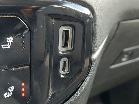 Used 2023 Chevrolet Silverado 1500 LT image 22