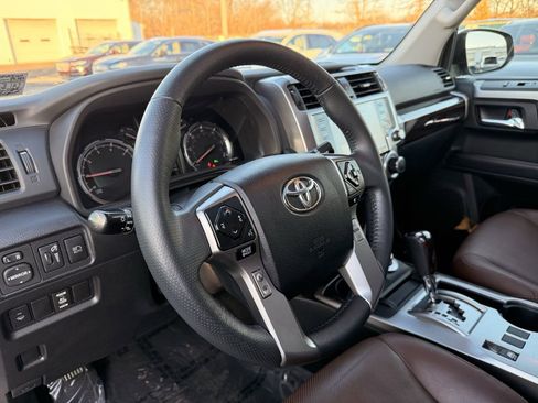 Used 2021 Toyota 4Runner Limited image 19
