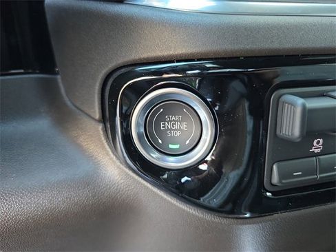 New 2026 GMC Sierra 1500 SLT w/ SLT Premium Plus Package image 28