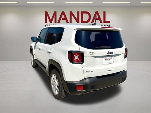 Used 2023 Jeep Renegade Latitude AWD/4WD image 8