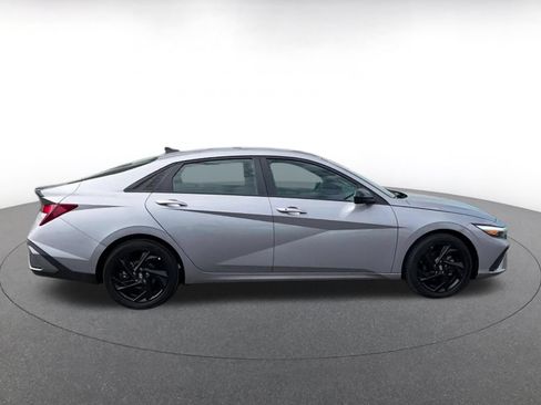 Used 2026 Hyundai Elantra Sport FWD image 16