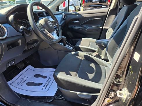 Used 2023 Nissan Versa SV FWD image 13
