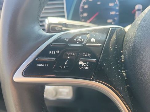 Used 2025 Mercedes-Benz GLE 350 4MATIC image 32