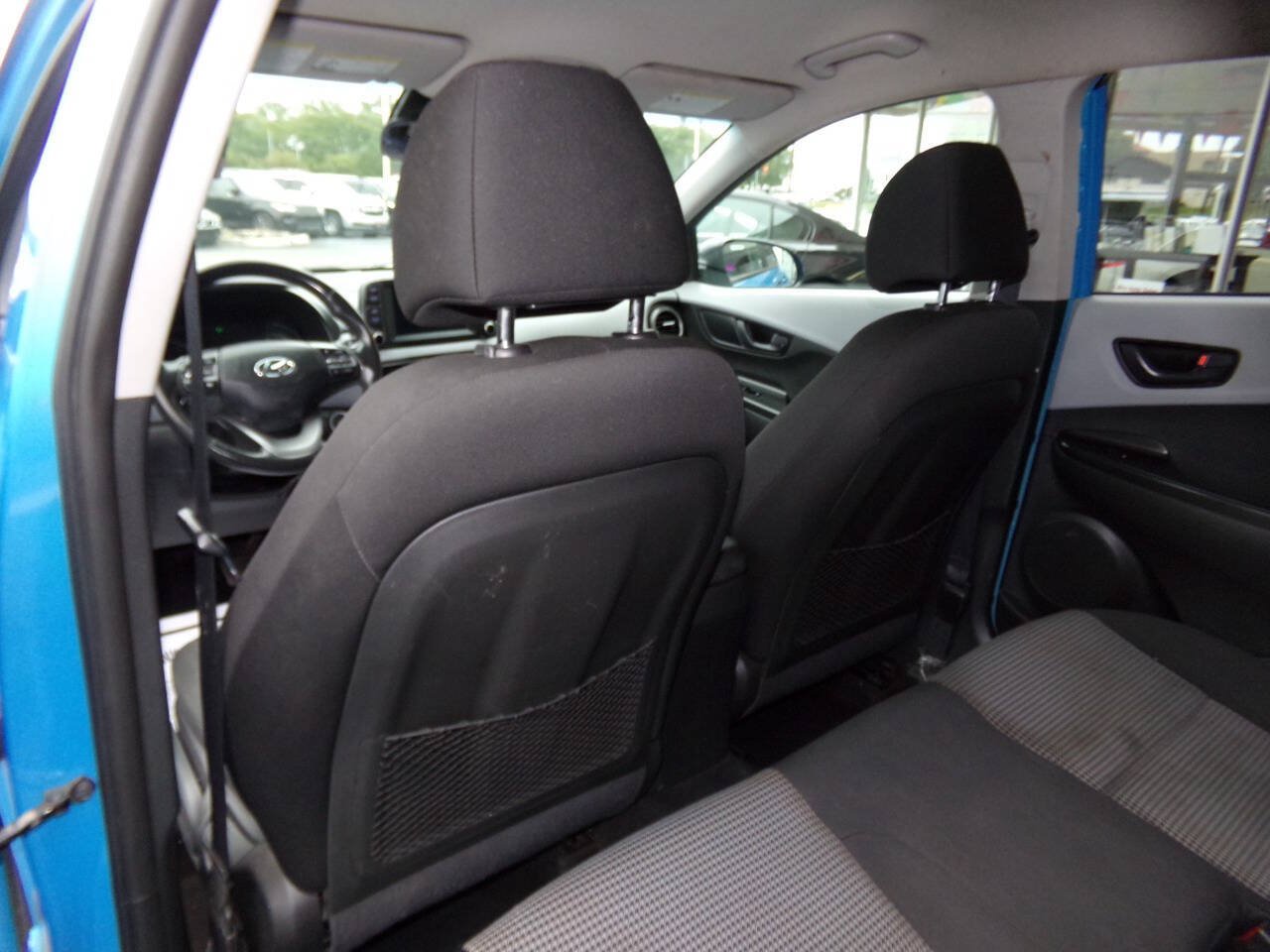 Used 2020 Hyundai Kona SEL FWD image 12