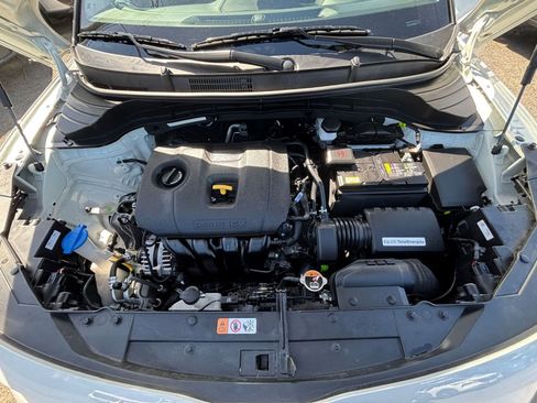 Used 2025 Kia Soul LX w/ LX Technology Package image 30