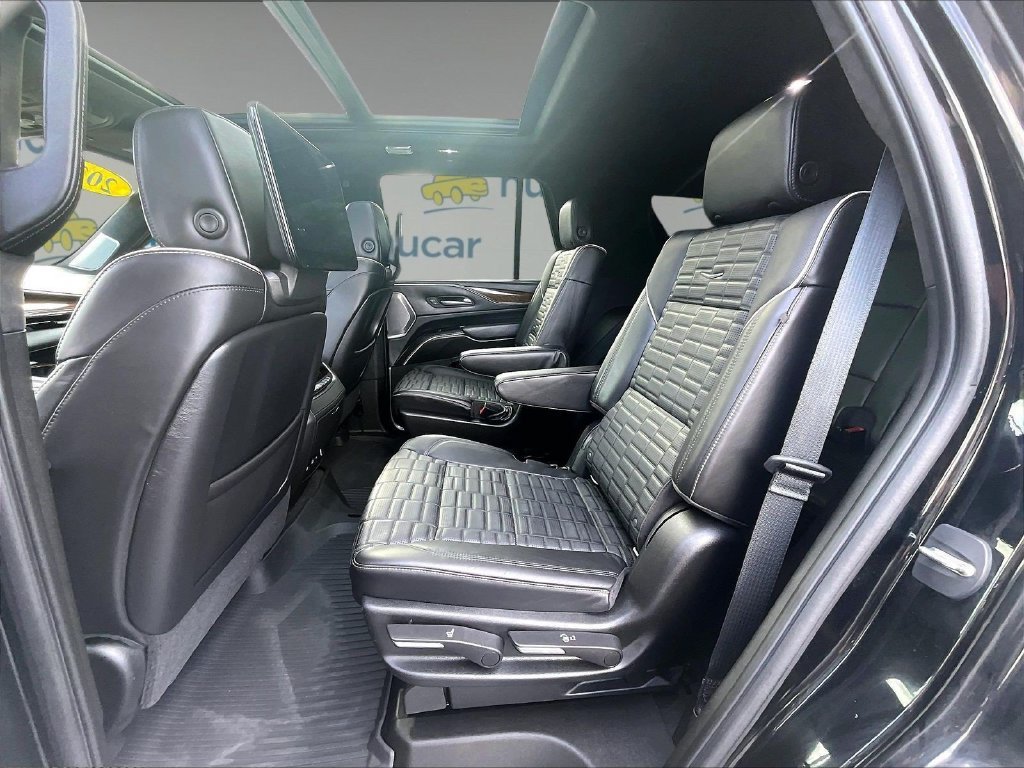 Used 2021 Cadillac Escalade Sport Platinum w/ LPO, Floor Liner Package AWD/4WD image 14