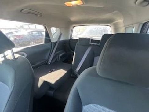 Used 2025 Kia Soul LX w/ LX Technology Package FWD image 17