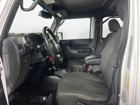 Used 2017 Jeep Wrangler Unlimited Sport w/ Quick Order Package 24S image 11