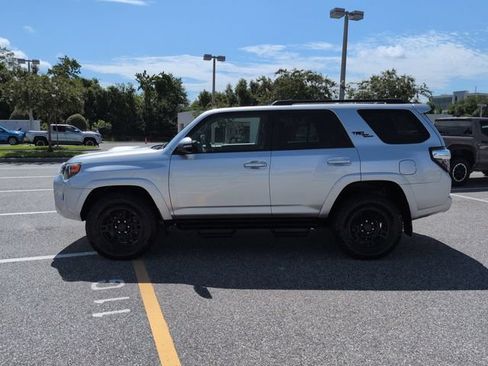 Certified 2023 Toyota 4Runner TRD Off-Road Premium w/ Moonroof Package AWD/4WD image 7