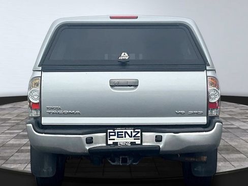 Used 2010 Toyota Tacoma 4x4 Access Cab V6 image 5