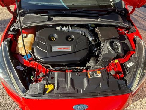Used 2018 Ford Focus RS image 22