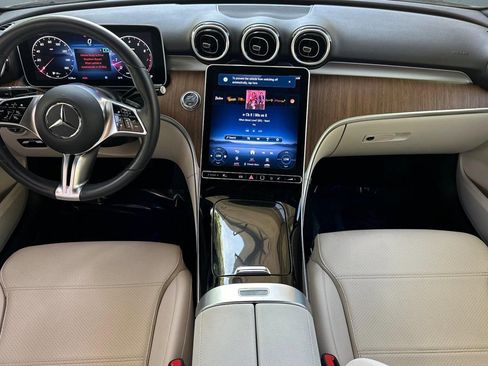 Used 2024 Mercedes-Benz C 300 Sedan image 27