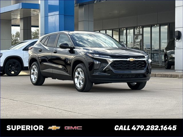 New 2026 Chevrolet Trax LS w/ LS Convenience Package FWD image 1