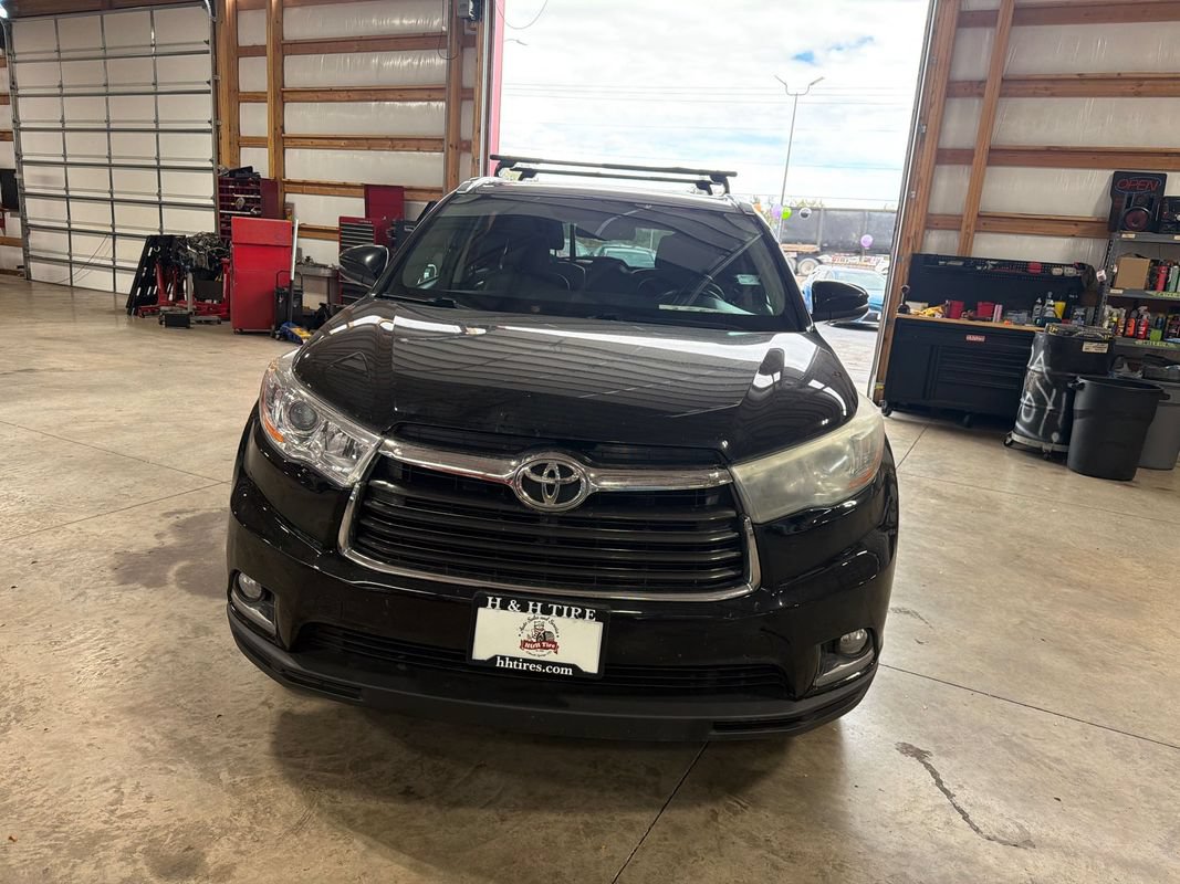 Used 2015 Toyota Highlander Limited AWD/4WD image 5