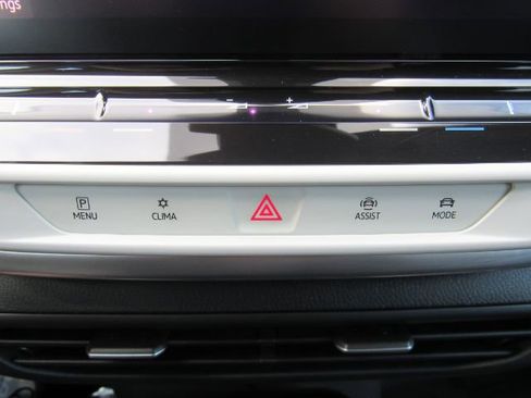 Used 2021 Volkswagen ID.4 1st Edition image 45