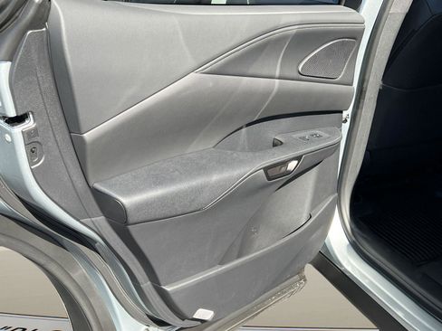 Used 2026 Lexus RX 350h w/ Convenience Package image 16