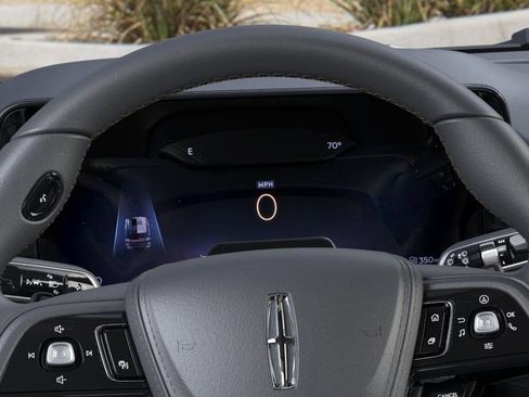 New 2025 Lincoln Aviator 2WD image 13