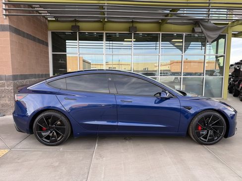 Used 2024 Tesla Model 3 Performance image 9