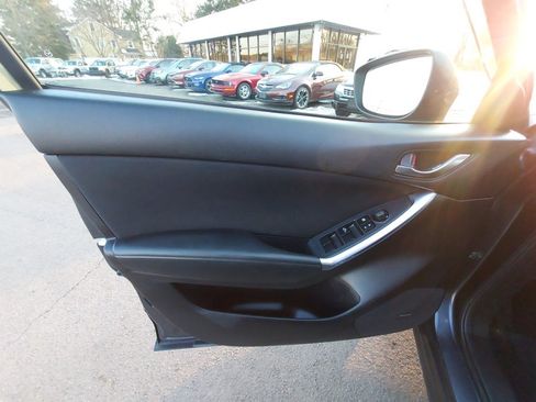 Used 2016 MAZDA CX-5 Touring w/ Bose/Moonroof Package image 8