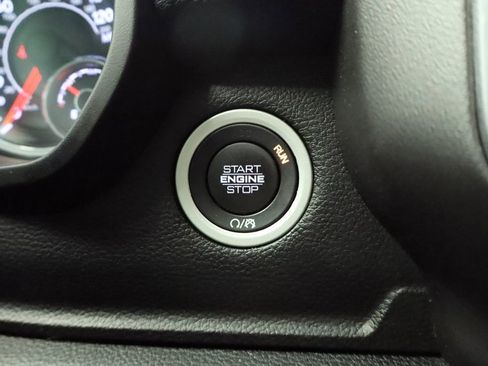 Certified 2019 RAM 1500 Big Horn image 40