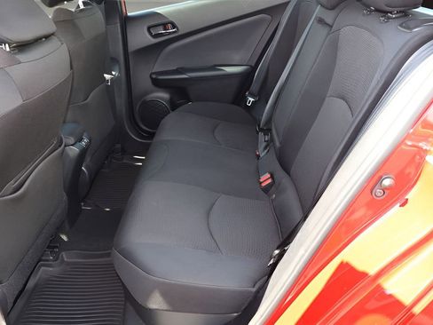 Certified 2020 Toyota Prius LE image 15