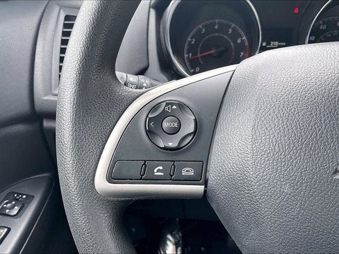 Used 2024 Mitsubishi Outlander Sport ES AWD/4WD image 18