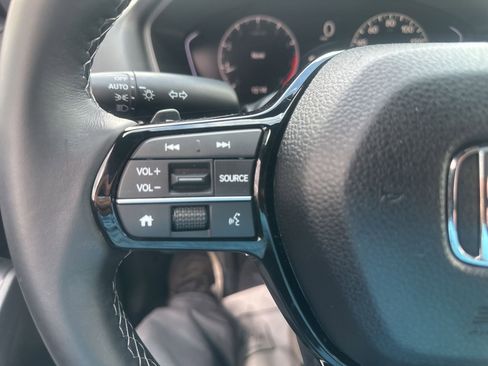 Used 2025 Honda Civic Sport image 22