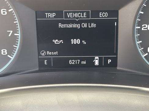 Used 2023 Chevrolet Equinox LS w/ Driver Confidence II Package FWD image 29