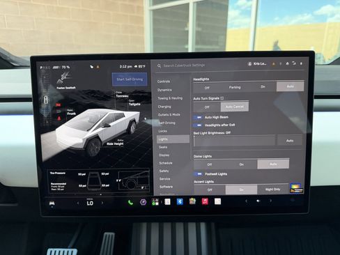 Used 2024 Tesla Cybertruck AWD Crew Cab image 22