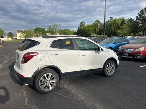Used 2019 Buick Encore Preferred image 5