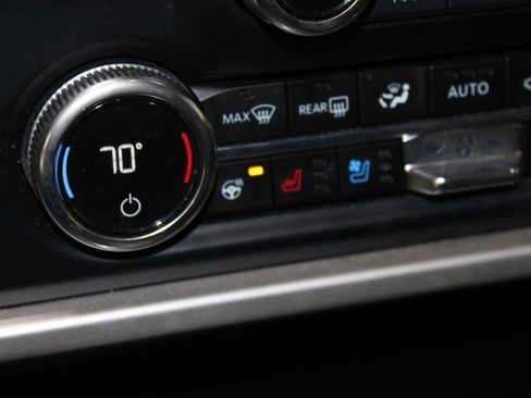 Used 2024 Ford Expedition Max XLT image 43