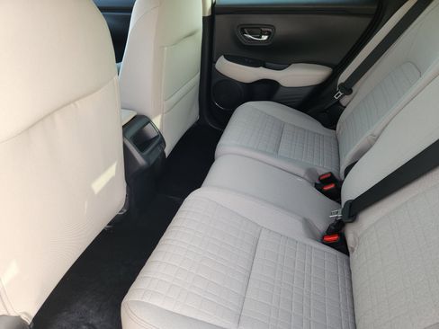 Used 2023 Honda HR-V LX image 30